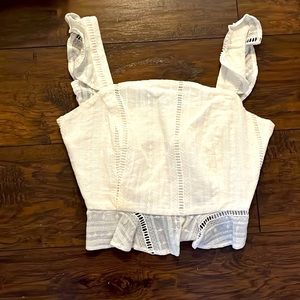 Crop white top